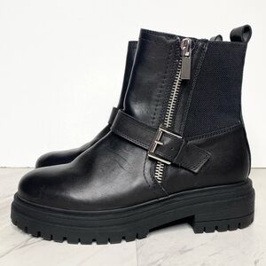 Blondo Garnet Black Leather Chunky Lug Sole Boot 8M